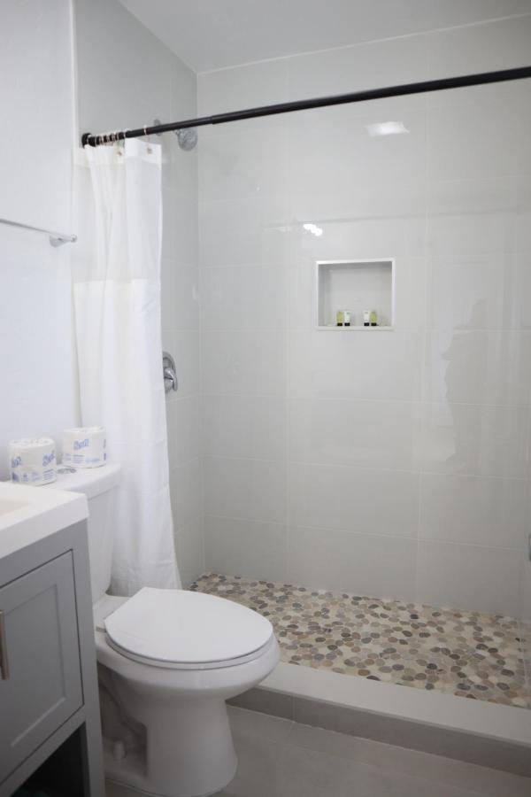 Singer Island Inn Studio/ Walk To The Beach West Palm Beach Bagian luar foto
